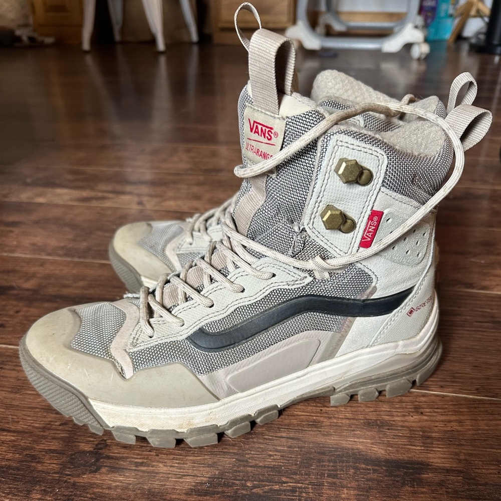 Vans gortex hiking shoes